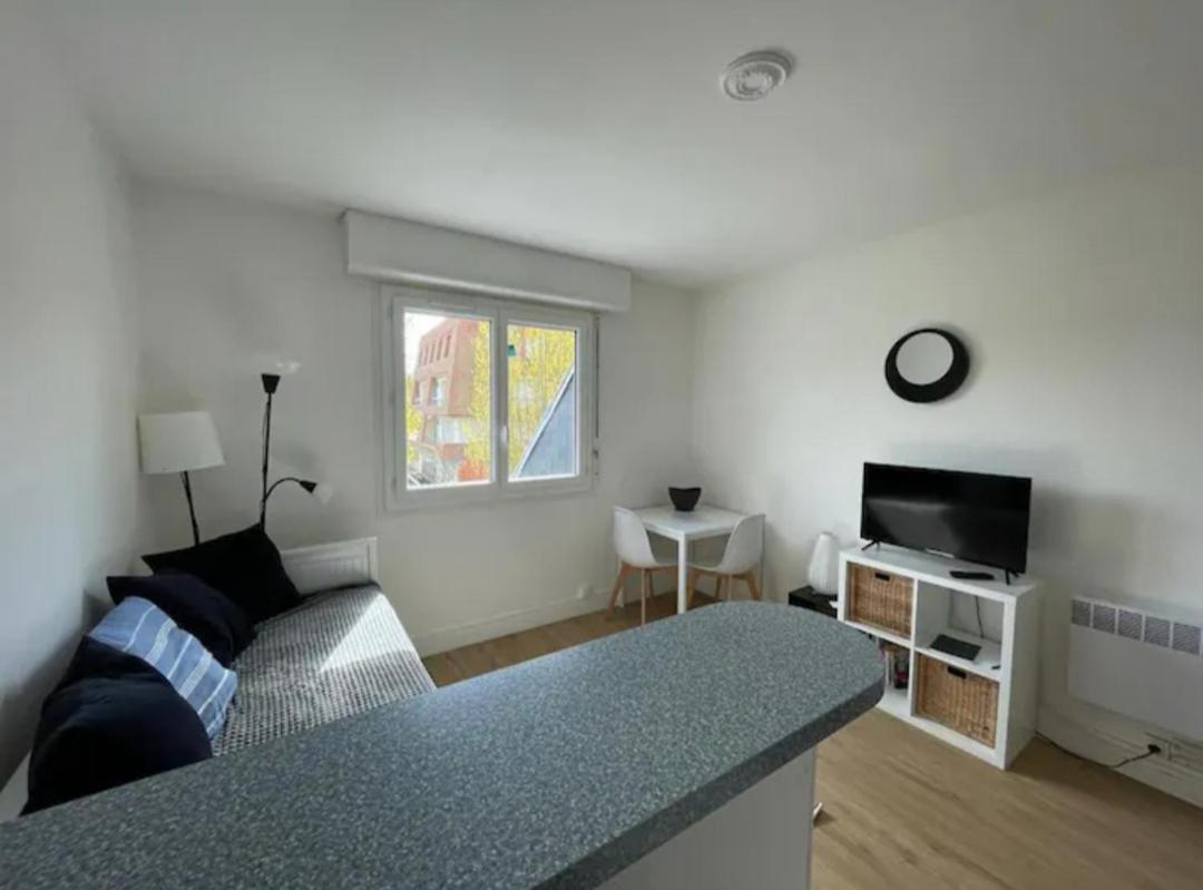 Appartamento Studio sur la côte fleurie à houlgate. Esterno foto